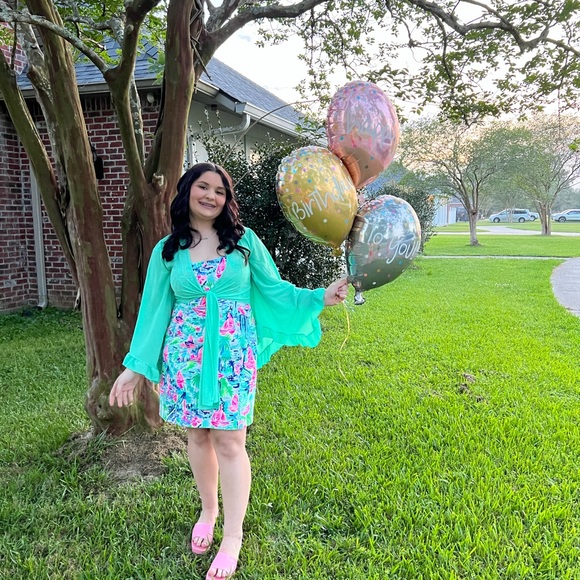 Meet your Posher, Desirea - Picture 3 of 5